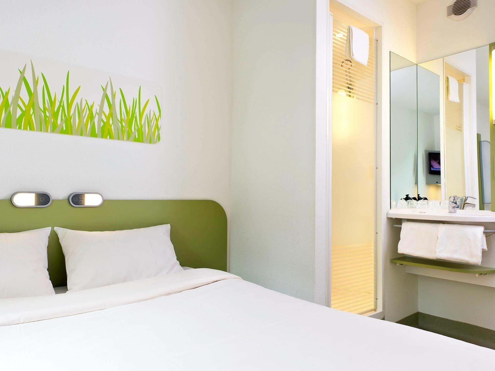 Ibis Budget Fontainebleau Avon Ngoại thất bức ảnh