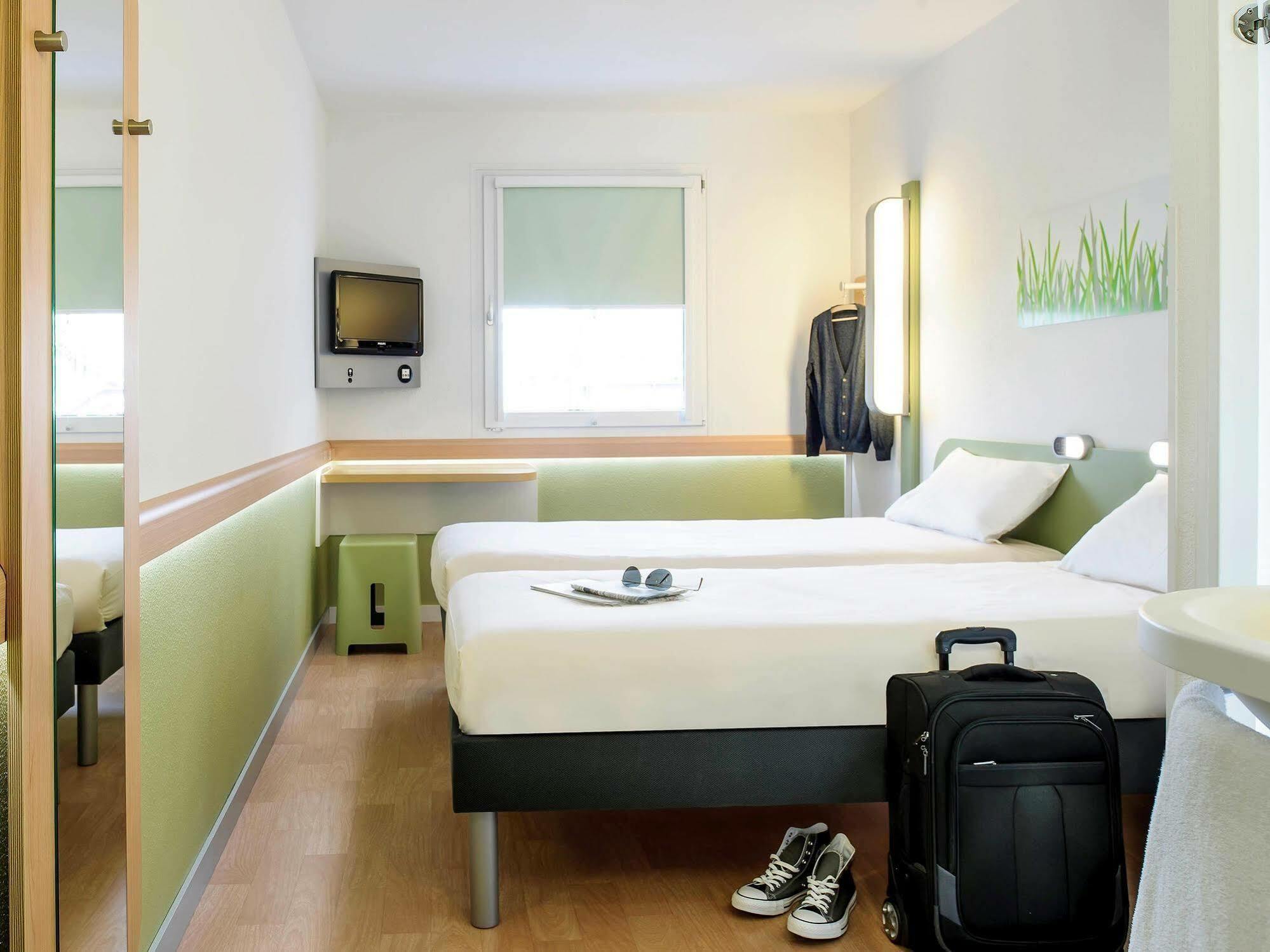 Ibis Budget Fontainebleau Avon Ngoại thất bức ảnh